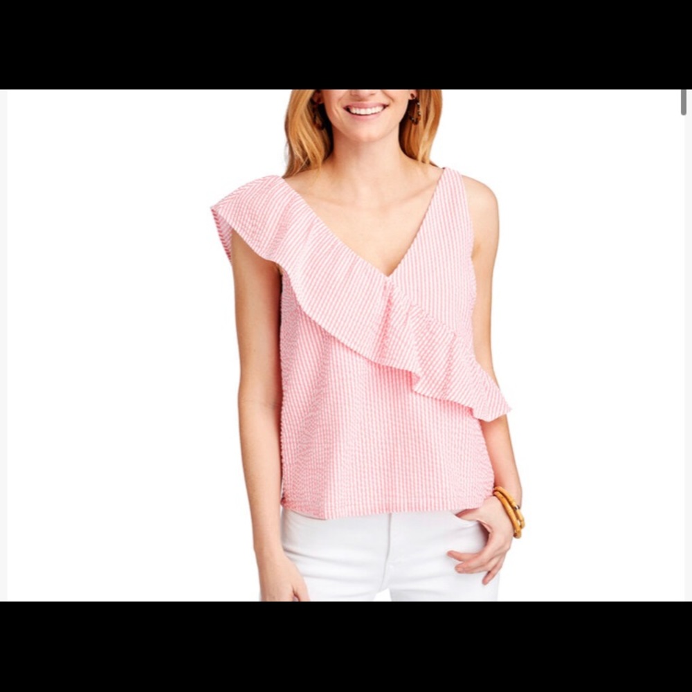 🐳 Vineyard Vines Seersucker Ruffle Top